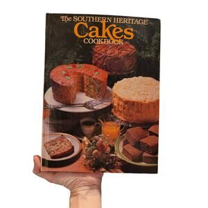 The Southern Heritage Cakes Cookbook 1983 Hardcover Oxmoor House desserts recipe